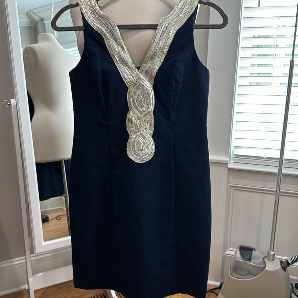 Just TaylorSz 4P Navy with metallic thread back zip never worn, too small for me